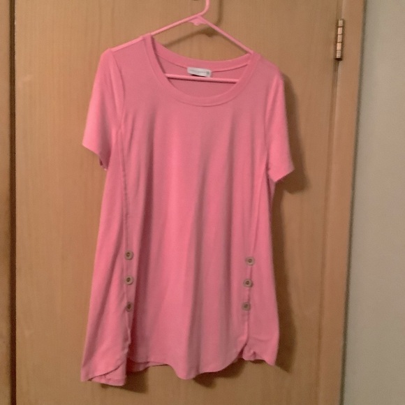 Cute womens short sleeved top by Kiki Larue. Size L - Picture 1 of 4